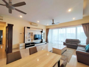 Sunrise Deluxe Suite Imago Loft B 3 bedrooms side seaview above Imago Shopping Mall